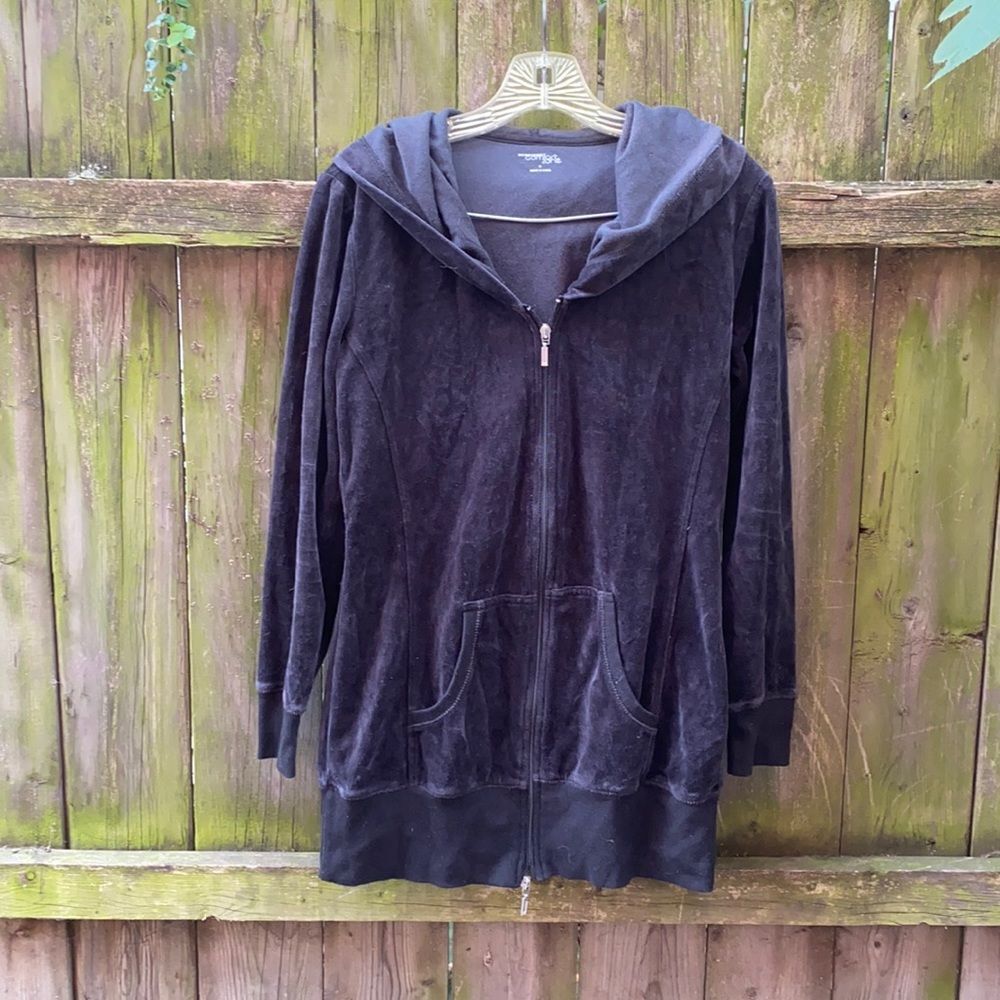 New York & Company velour suit sz. S